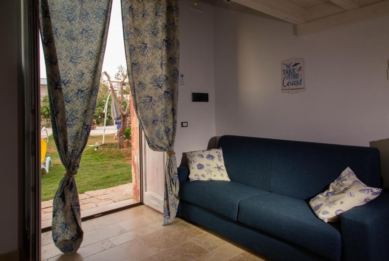 Bed and Breakfast Il Casale Di Punta Prosciutto Exterior foto